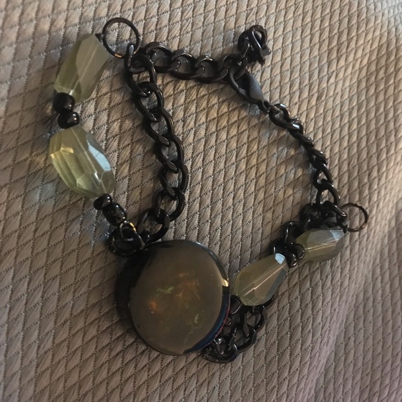 Bracelet - Picture 1 of 4